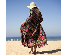 Load image into Gallery viewer, TRINITY MAXI DRESS
